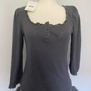 Women’s Free People ruffle Henley M NWT